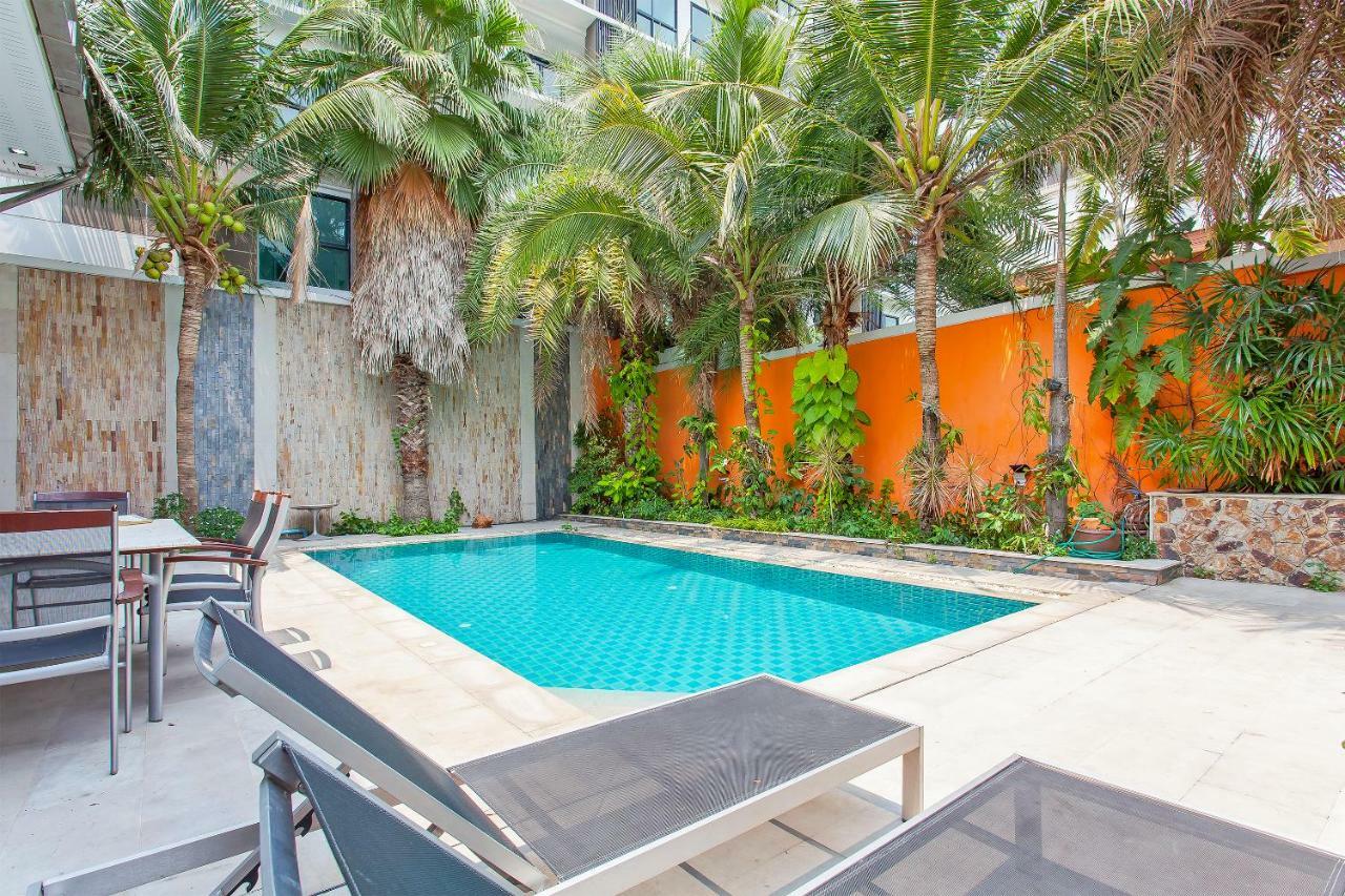 Royale Grand Villa Pattaya Exterior photo