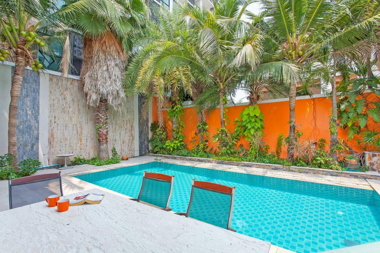 Royale Grand Villa Pattaya Exterior photo