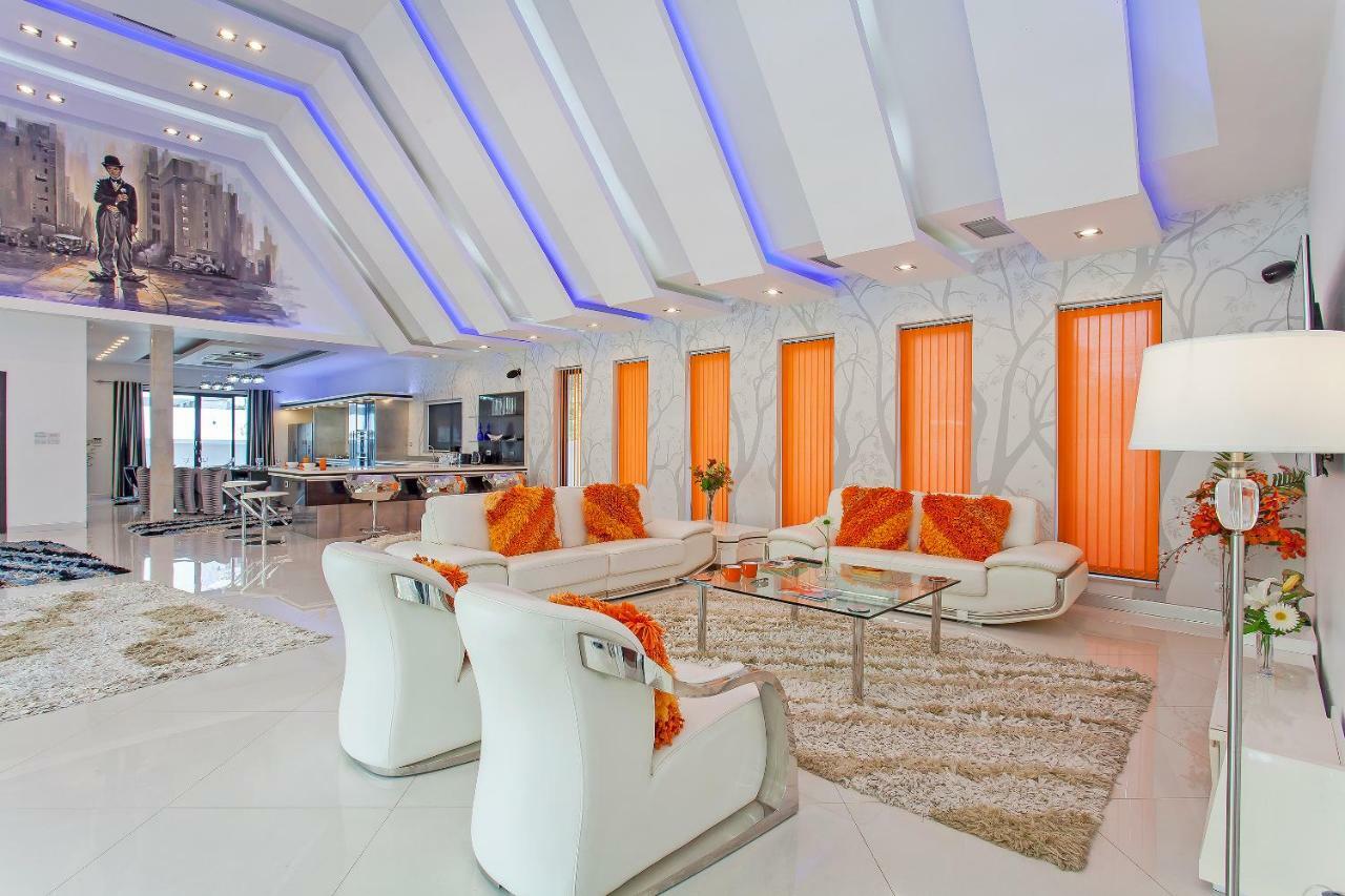 Royale Grand Villa Pattaya Exterior photo